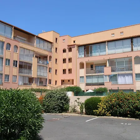 Proche De La Avec Piscine